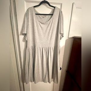 SALE 2/25, 3/30, 4/35!! Woman Within gray t-shirt dress with pockets sz 3X